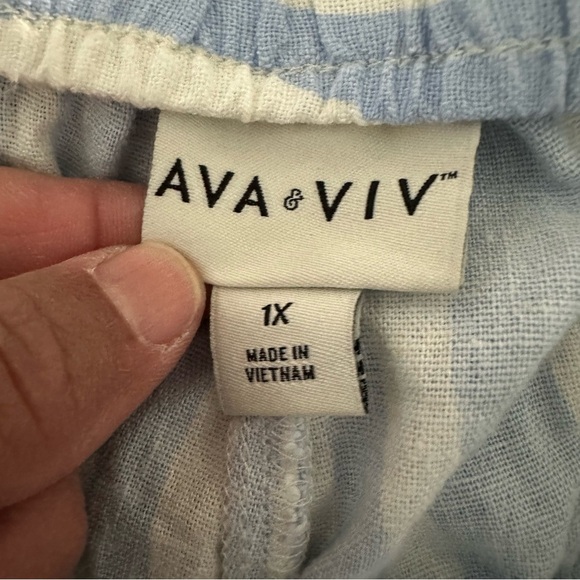 Ava & Viv Light Blue and White Pants - Picture 3 of 6